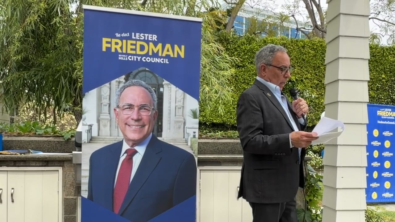 Lester Friedman delivering his campaign kickoff speech